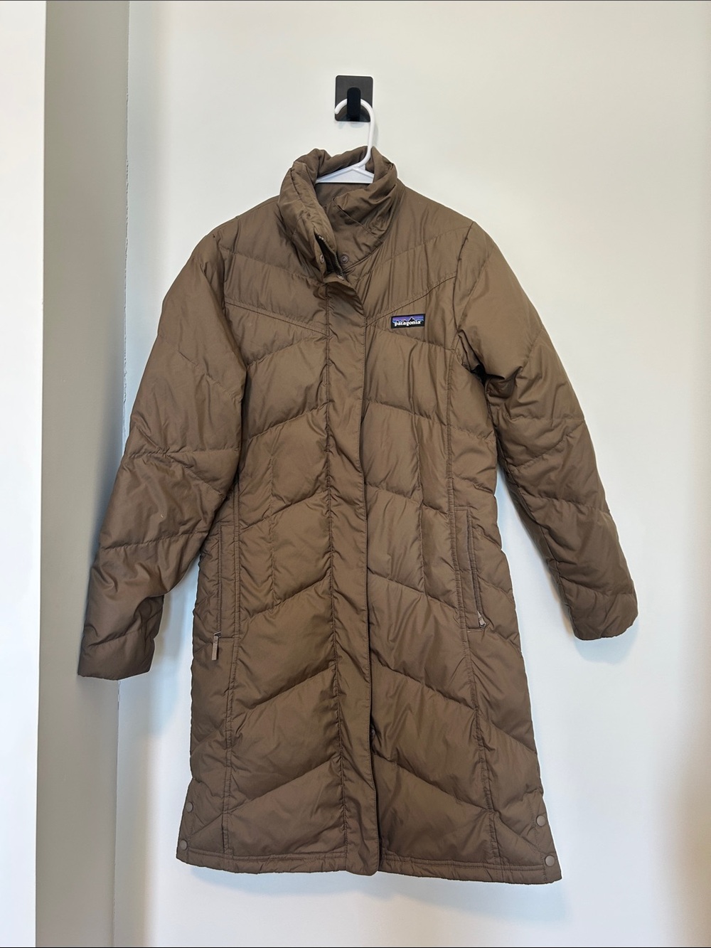 Patagonia Women's Tan Quilted Long Puffer Coat